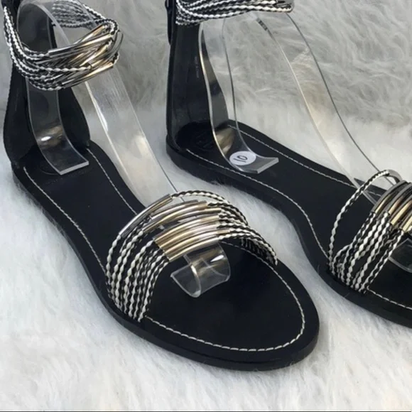 Tory Burch- zip up slides - Picture 2 of 9